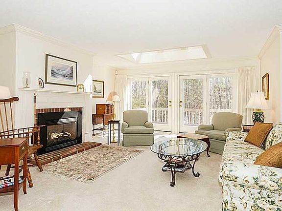 4th image of 23 Wildwood Drive #23