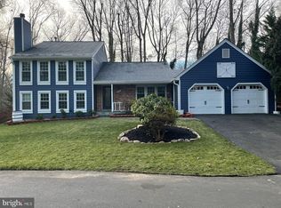 9919 Coffer Woods Rd, Burke, VA 22015