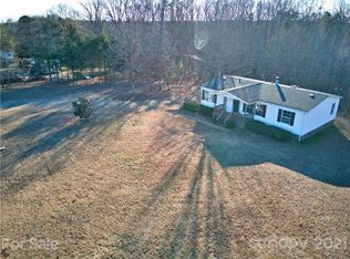 324 Byers Rd, Forest City, NC 28043