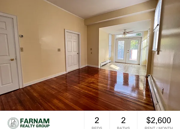 569 Whitney Ave #1R — Photo 1