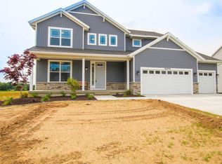 6475 Red Point Dr, Byron Center, MI 49315