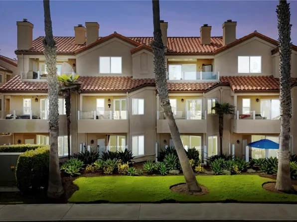 2000 Pacific Coast Hwy APT 102, Huntington Beach, CA 92648