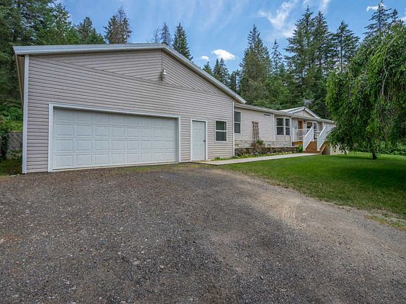2nd image of 17980 W Julia Dr