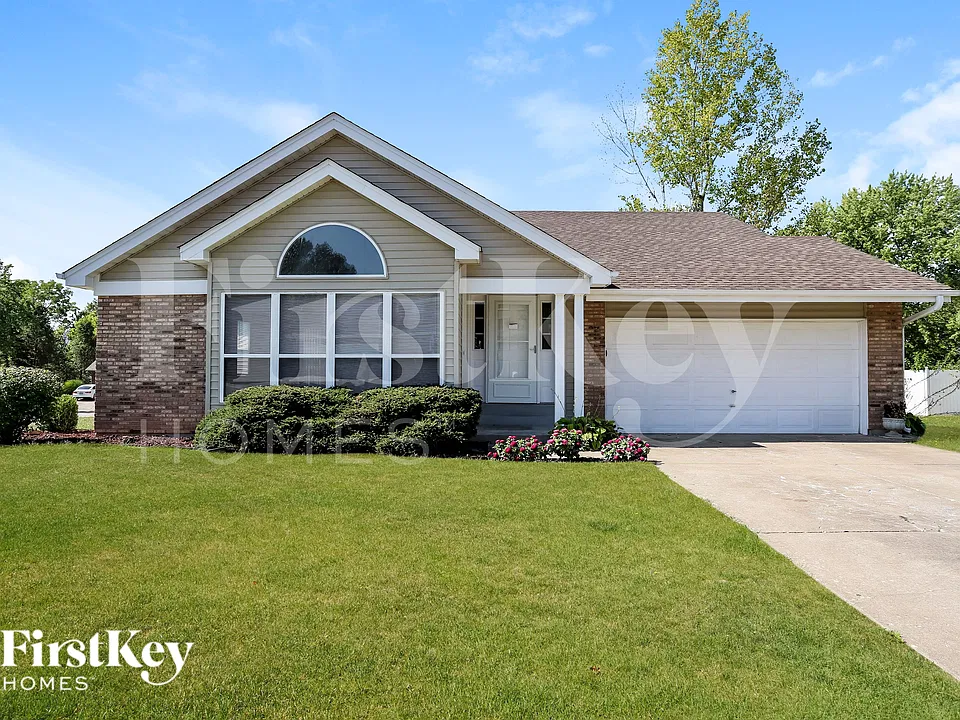 1121 Running Waters Dr