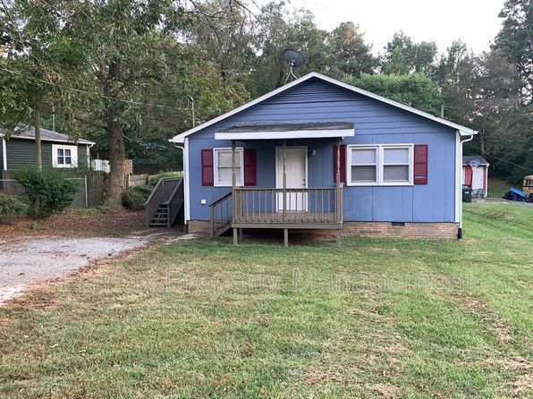 3221 Dearborn Dr
