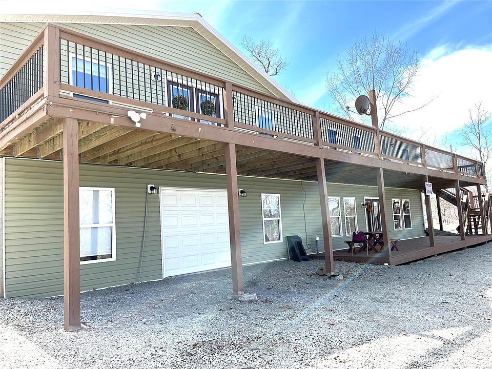 1st image of 8894 Victoria Ln