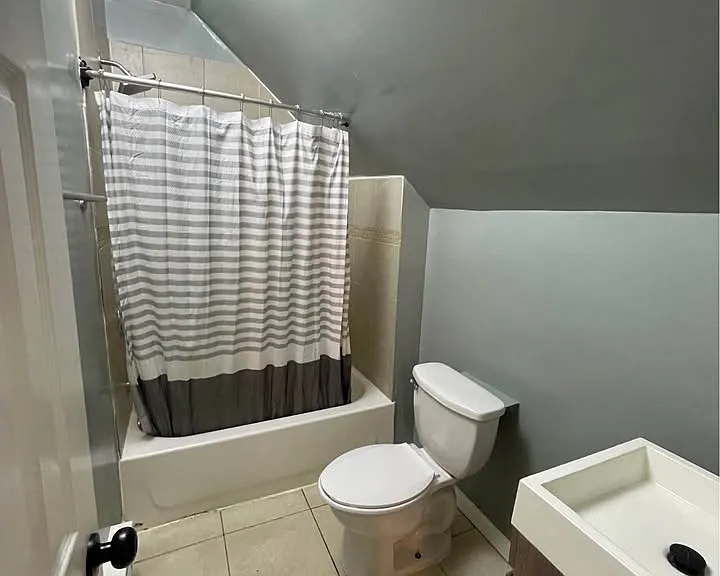 377 S 10th St #3A — Photo 7