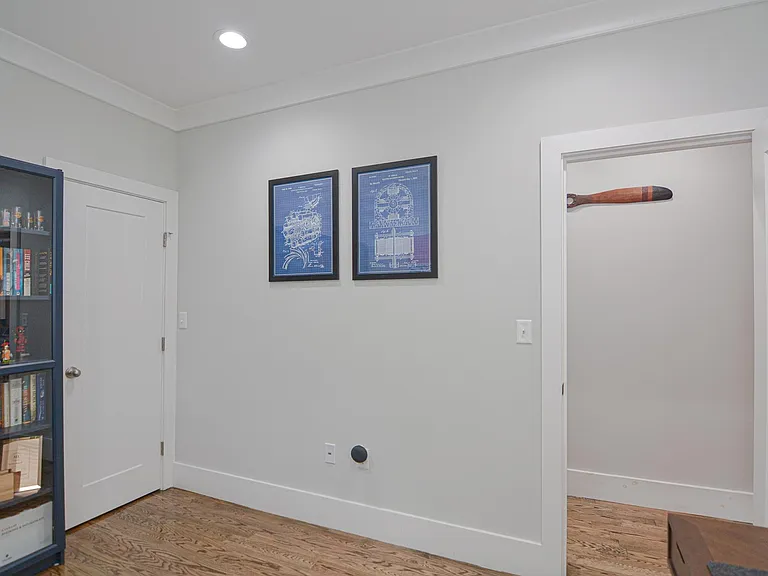 10 Grant St #1 — Photo 37