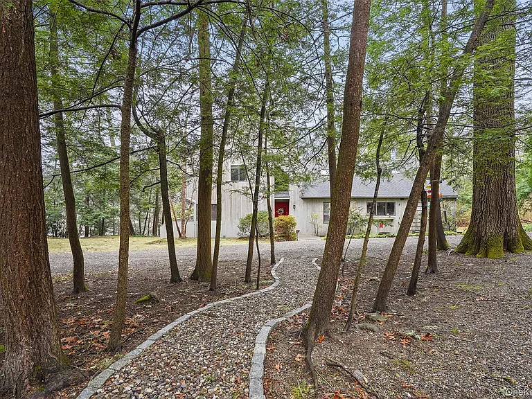 49 Twin Lakes Rd — Photo 17