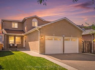5592 Millbrook Ln, Mississauga, ON L5M3X9