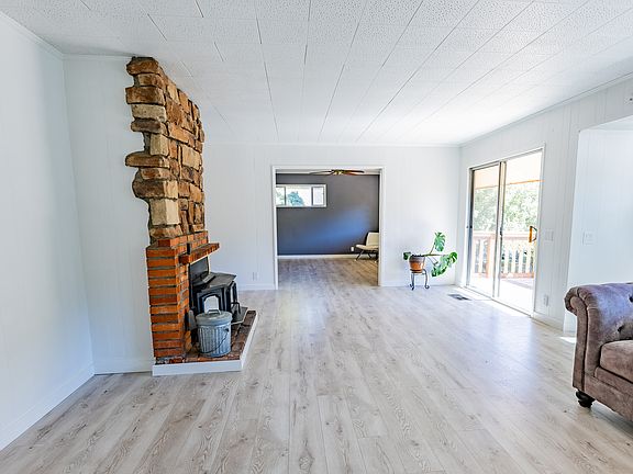 5th image of 3227 Salton Vista Dr
