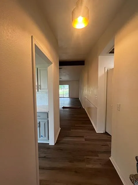 3 bed, 1432 sqft, $1,550 — Photo 2