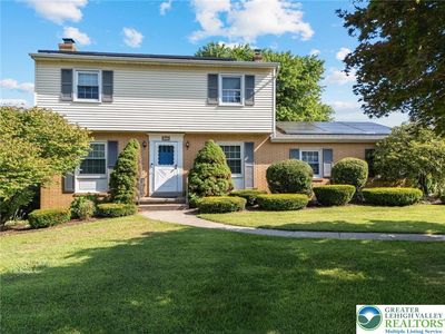 955 Donald Dr, Emmaus, PA, 18049