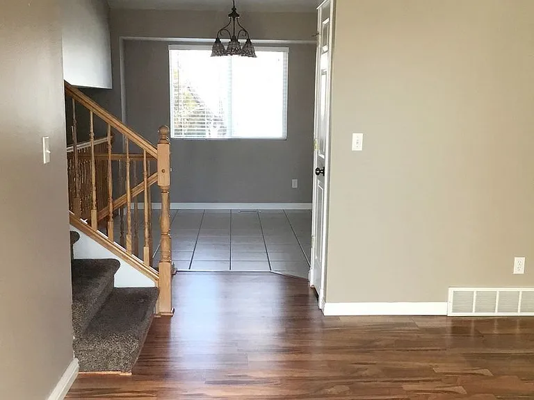 1010 N 3575 W — Photo 2