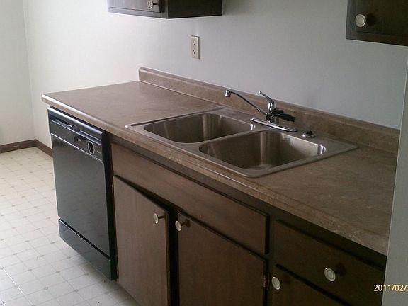 5th image of 2303 3rd St NW APT 103