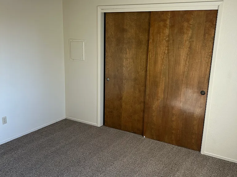 1627 Front St #3 — Photo 5
