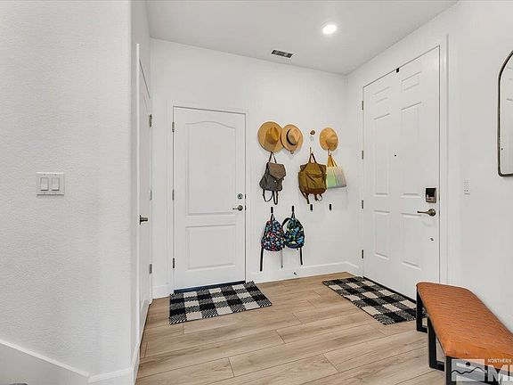 3rd image of 3197 Pantheon Dr