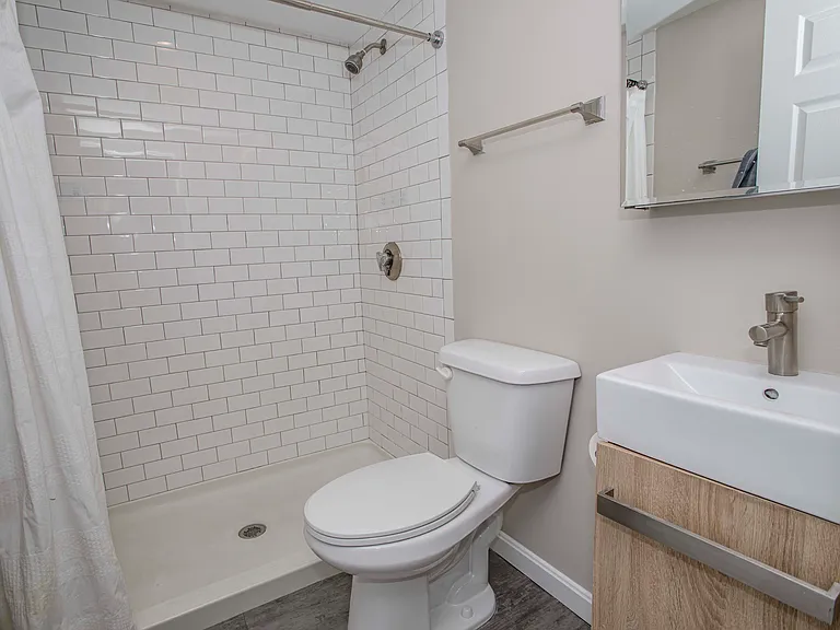 28-30 Cooper St #1 — Photo 5
