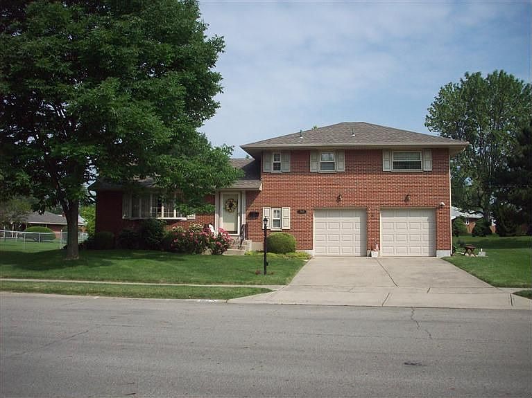 1st image of 783 Willowdale Ave