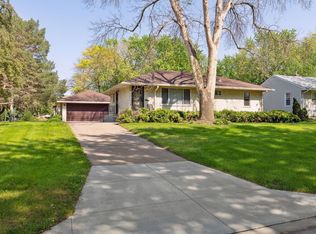 100 Ferndale St N, Maplewood, MN 55119
