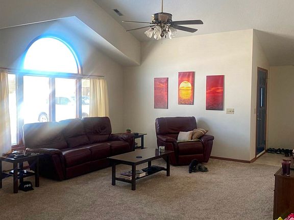 3rd image of 2307 Sawgrass Cir