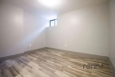 Rented by Rennit Inc.