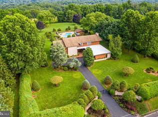 1518 Potshop Rd, Norristown, PA 19403