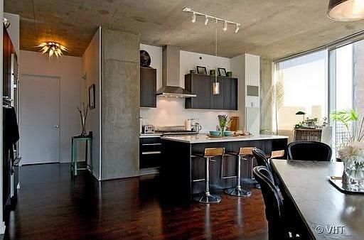 5th image of 600 N Fairbanks Ct Unit 2201