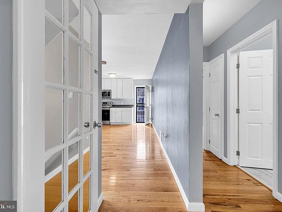 5th image of 2716 Westfield Ave