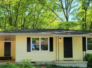 51 Davis St, Hull, GA 30646