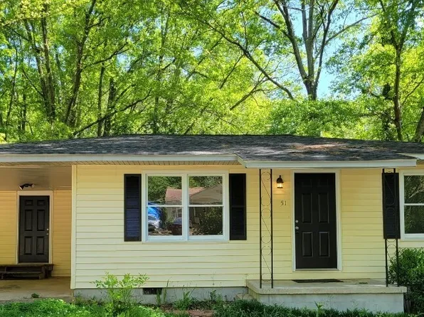 51 Davis St, Hull, GA 30646