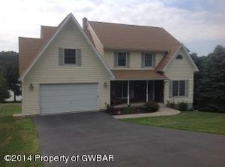 297 Apache Dr, Shickshinny, PA 18655