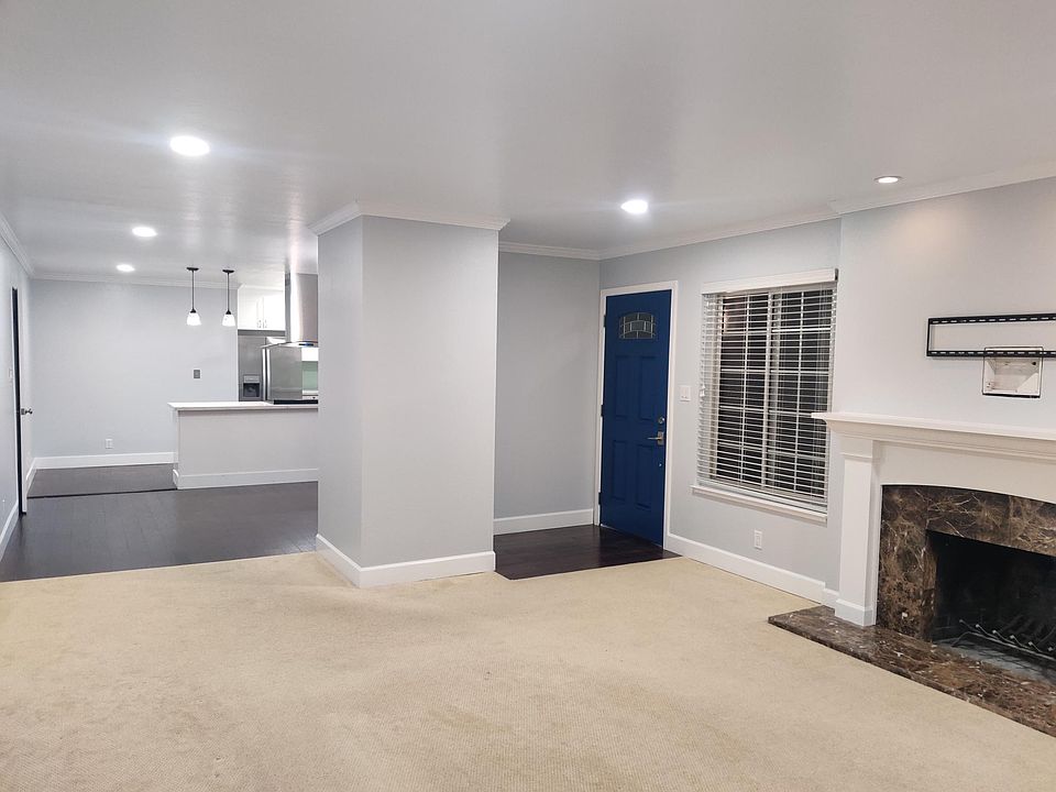 1st image of 297 Penn Way #297