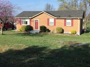 713 Volunteer Dr, White House, TN 37188