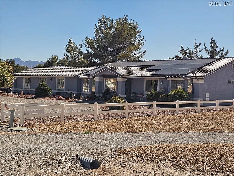 1st image of 3720 Money St