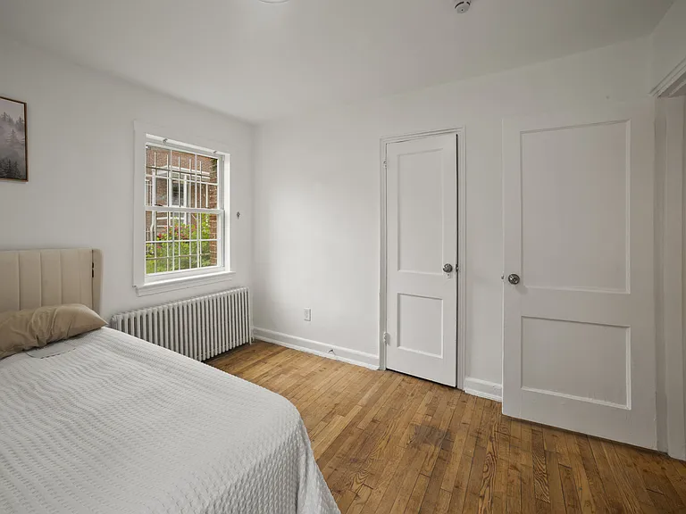 30 Danbury St SE #1 — Photo 2