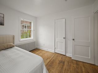4233 1st St SE APT 1, Washington, DC 20032