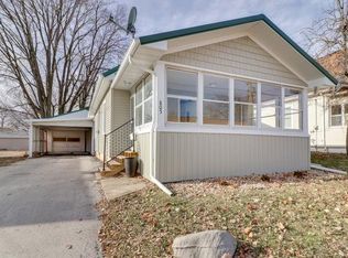 805 Bunn St, Bloomington, IL 61701