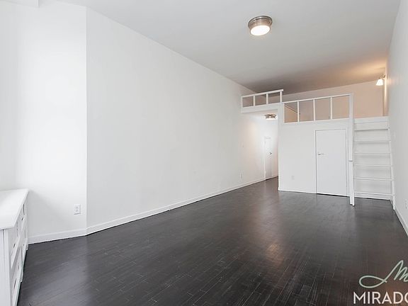 3rd image of 65 4th Ave APT 5D