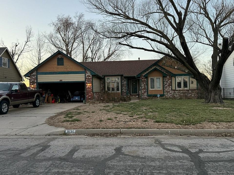 1st image of 1835 N Holland Ln