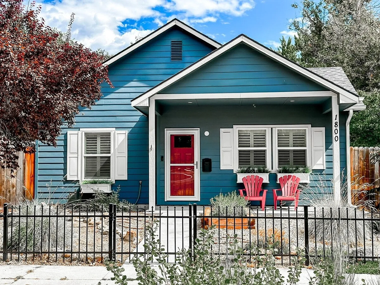 3 bed, 2.0 bath, 1194 sqft, $3,906 — Photo 3