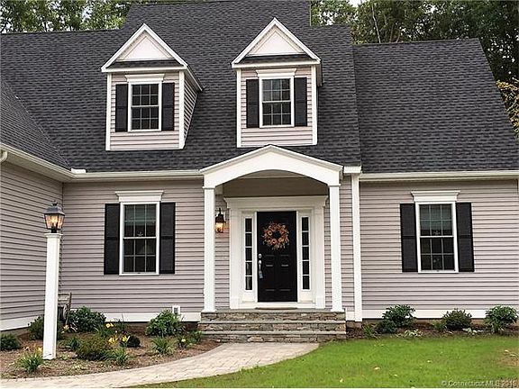 3rd image of 14 Londonderry Ct