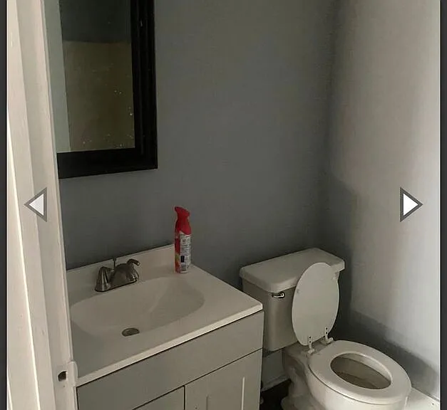 1527 Henley St — Photo 3