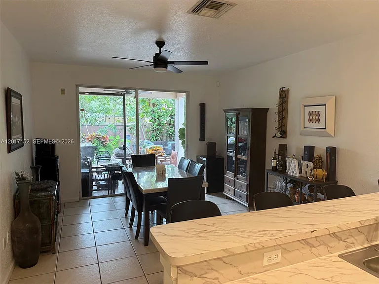 10270 SW 59th St — Photo 11