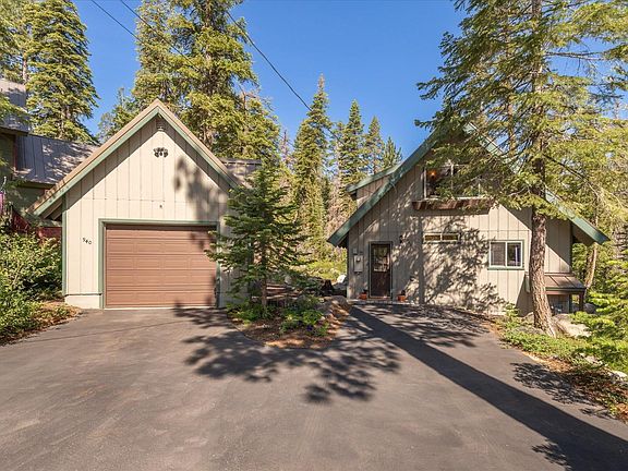 2nd image of 940 Woodside Ct