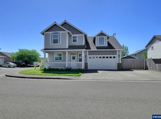1027 Turtledove Loop, Lebanon, OR 97355