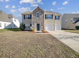 3351 Kingshire Way, Lake Wylie, SC 29710