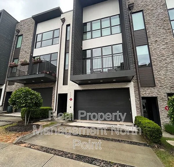 111 Birch St — Photo 1