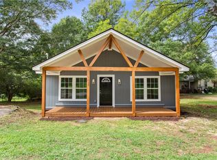 102 Louise Ct, Westminster, SC 29693
