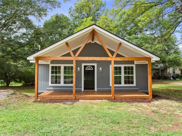 102 Louise Ct, Westminster, SC 29693